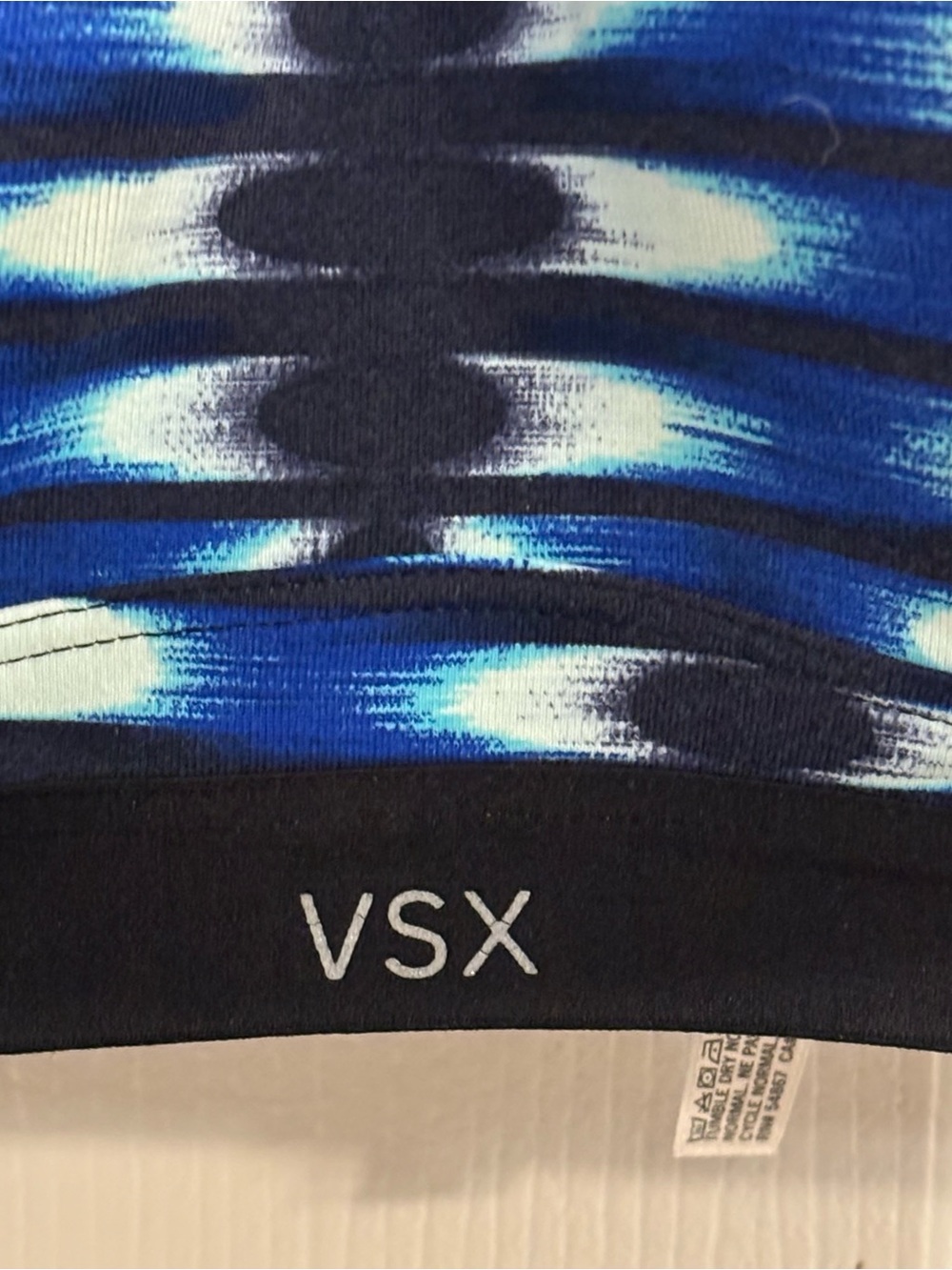 Victoria’s Secret VSX Sport Racerback Sports Bra 36C Blue Print Maximum Support - Picture 2 of 8